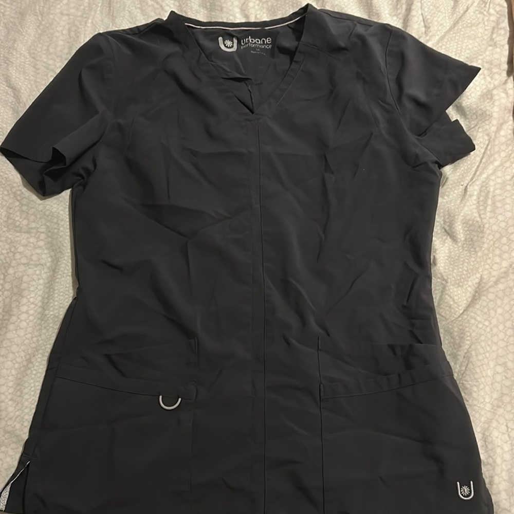 Urbane performance scrub top!
